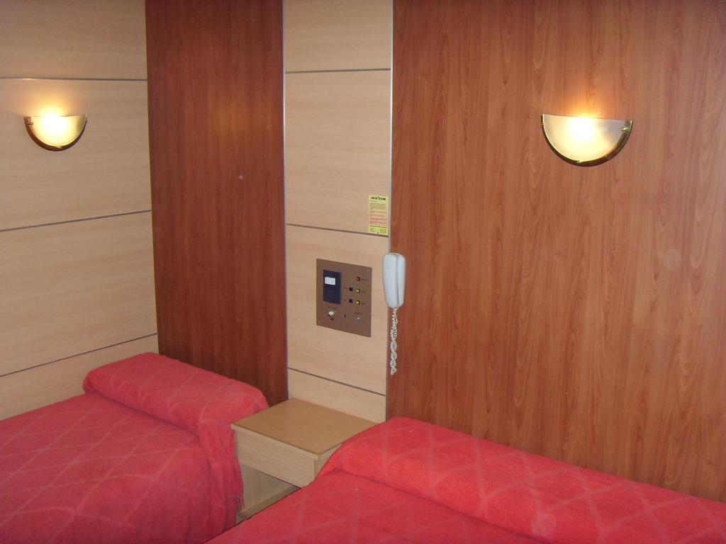 Hotel Embajador Rosario Ruang foto