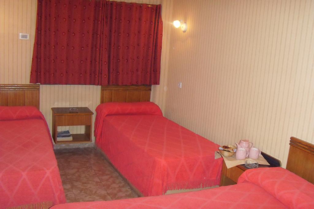 Hotel Embajador Rosario Ruang foto